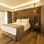 Hotel The Way 4*