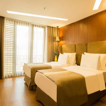 Hotel The Way 4*